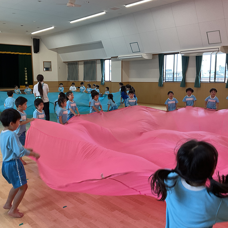 パラバルーン遊び